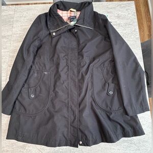 Women’s Black Lands End trench coat in size Medium petite 10/12